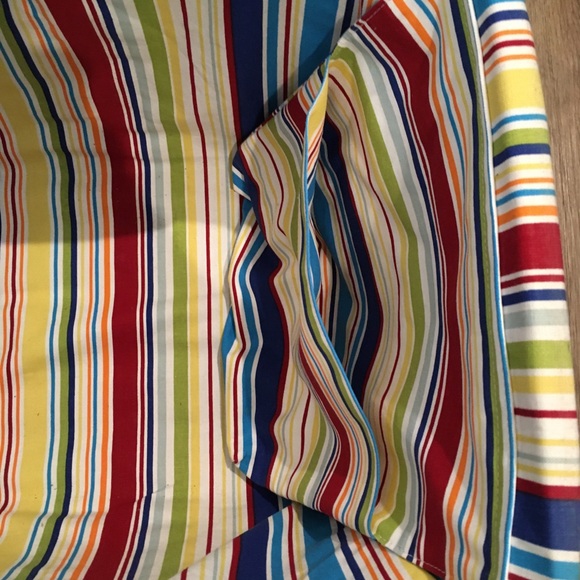 Longaberger Larger Picnic Basket #10324 / 2007 - Picture 10 of 16